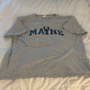 Boys Gray Maine T-Shirt Size Y Small